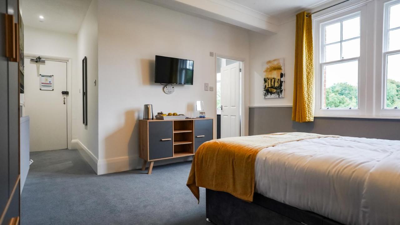 Hotel The Old Railway Porton Extérieur photo