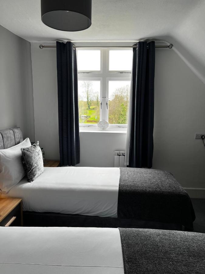 Hotel The Old Railway Porton Extérieur photo